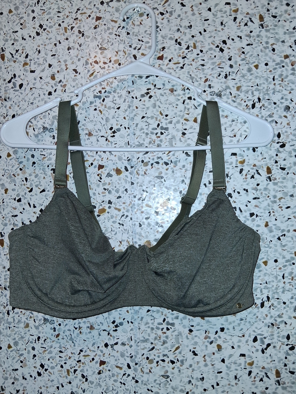 Cacique Minimizer Bra Size 38DD Green No Padding With Wires